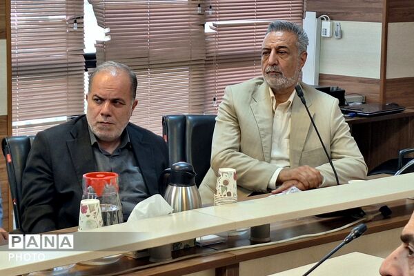 دومین جلسه شورای آموزش و پرورش شهرستان پردیس 
