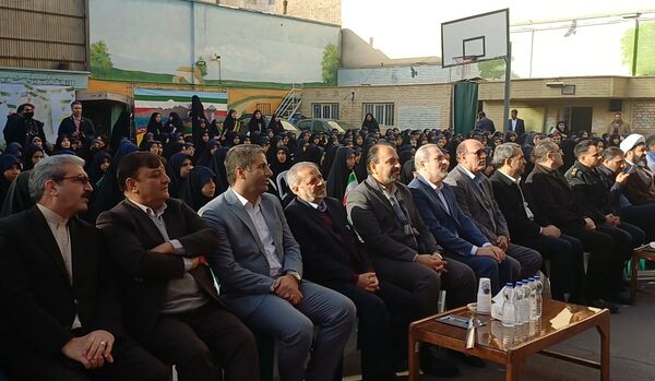 آیین نواختن گلبانگ انقلاب اسلامی