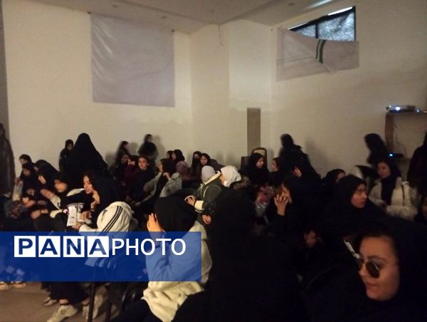 بازدید دانش‌آموزان پایه نهم سروقد از باغ موزه مشهد