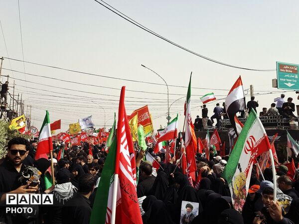 وداع پرشور نوجوانان با آقای شهید ایران 