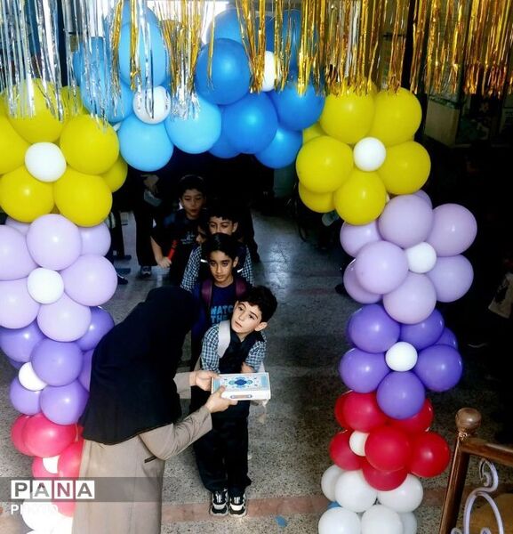 طنین زنگ شکوفه‌ها و جوانه‌ها در مدارس شهرستان کنارک