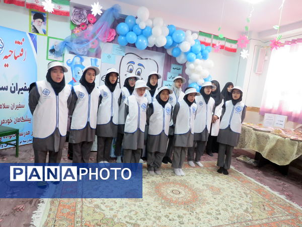 افتتاحیه جشنواره سفیران سلامت در منطقه پردیس با میزبانی مدرسه برکت تلاش 