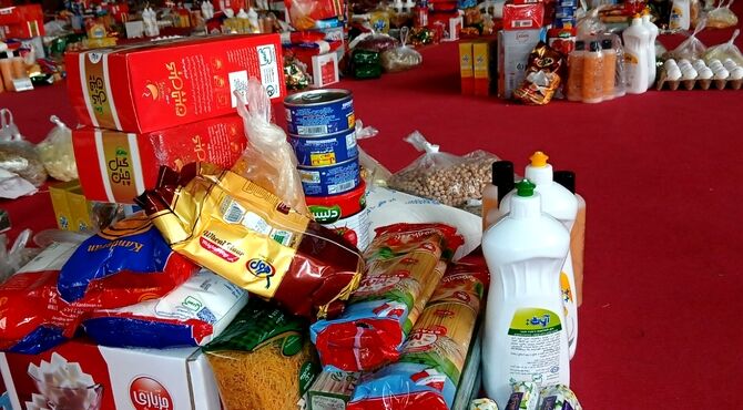 توزیع بسته های حمایتی برای دانش آموزان نیازمند رودهن