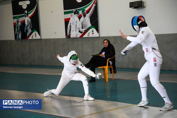 لیگ برتر شمشیربازی دختران