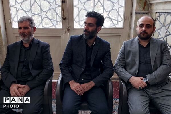 گرامیداشت هفته معلم در ناحیه دو شهرری 