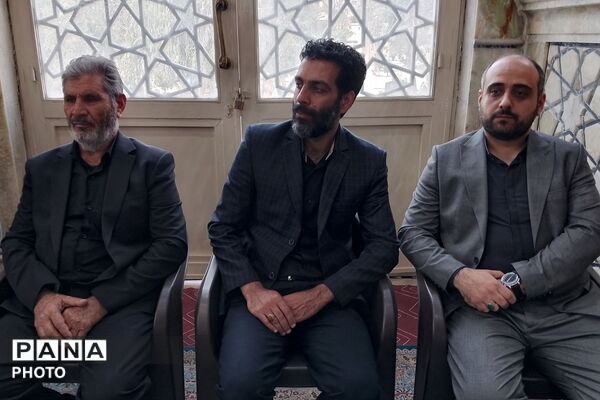 گرامیداشت هفته معلم در ناحیه دو شهرری 