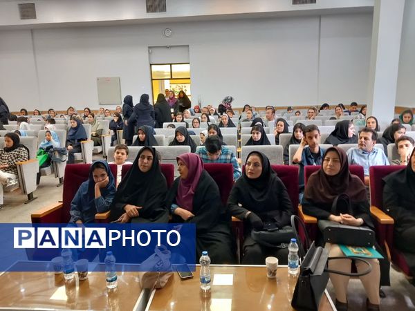 آیین اختتامیه هشتمین جشنواره سفیران سلامت ناحیه 6 مشهد