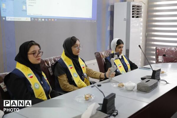 تجلیل از خبرنگاران پانا منطقه ۴ 