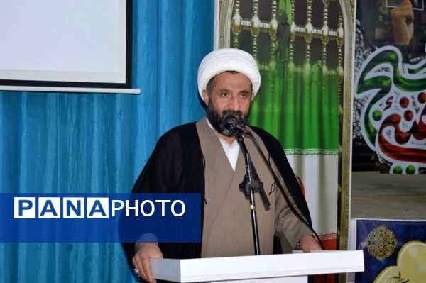 رونمایی از کتاب «ارگیز گردنی» در شمیل بندرعباس