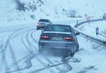 بارش برف و باران در ۱۸ محور مواصلاتی و هشدار پلیس راه به رانندگان