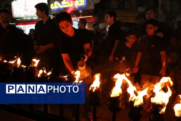 آیین «مشعل گردانی» نجفی‌های مقیم قم