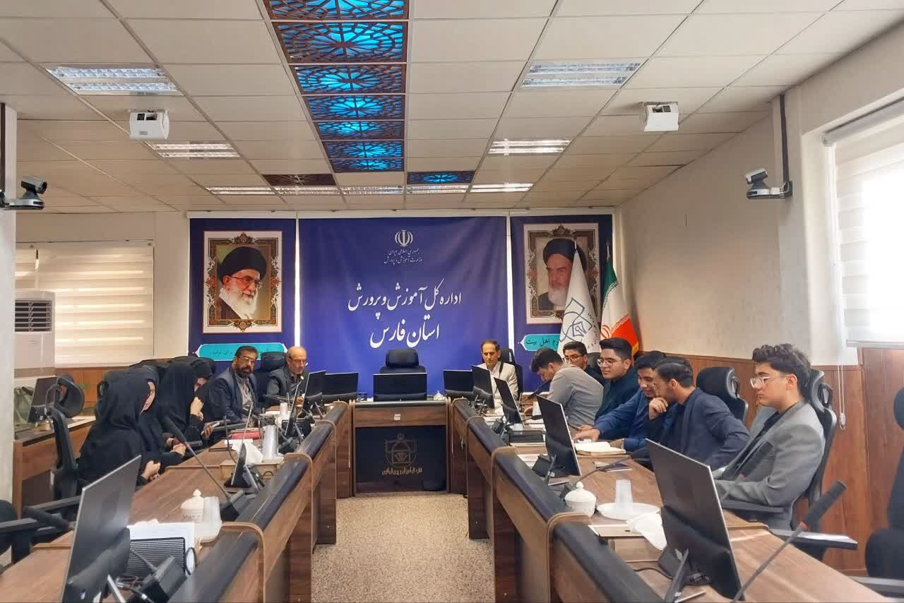 صدای نمایندگان دانش‌آموزان مجلس دانش‌آموزی طنین‌انداز می‌شود