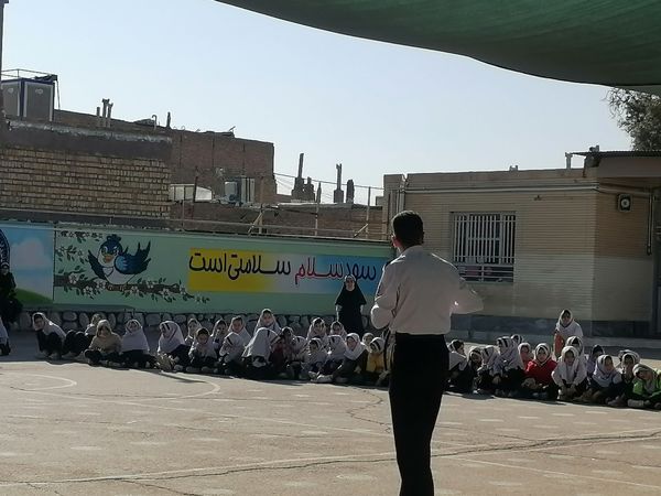 آموزش اطفاء حریق در مدرسه ناهید نخودی