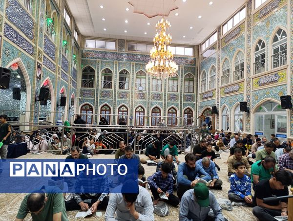 قرائت دعای پر فیض روز عرفه در تکیه ابوالفضلی نیشابور