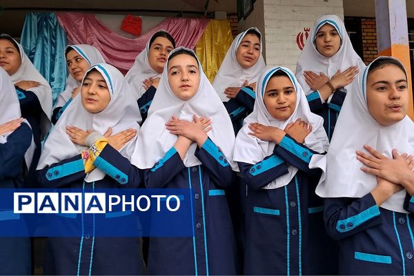 هنرنمایی دانش آموزان  مدرسه خواهران بابایی در روز دختر