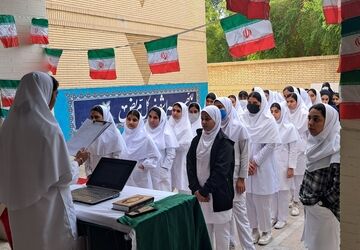 جشن پیروزی انقلاب اسلامی در هنرستان بهیاری