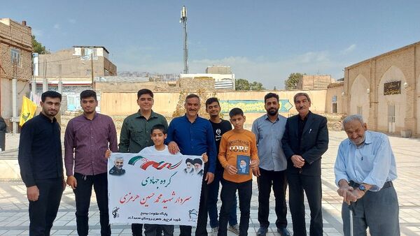 میز خدمت مسئولان شهرستان خلیل آباد در مصلی نماز