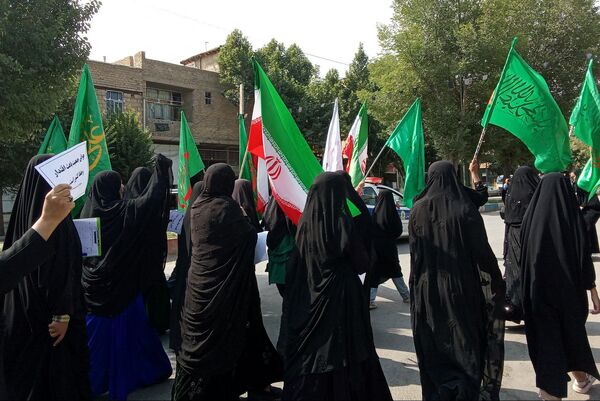 همایش مدافعان حریم خانواده در لردگان 