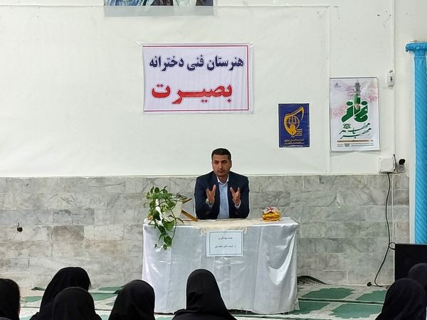 برگزاری جلسه آموزشی پیشگیری از آسیب‌های اجتماعی