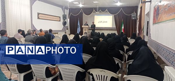 برگزاری جلسه انجمن اولیا و مربیان در دبیرستان استعداد های درخشان شهید بهشتی کاشمر