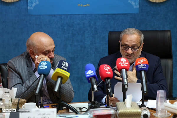 نشست مشترک وزیر آموزش و پرورش با اعضای کمیسیون آموزش، تحقیقات و فناوری مجلس شورای اسلامی
