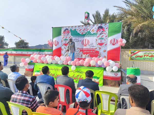 برگزاری جشن دهه فجر در روستای گرو 