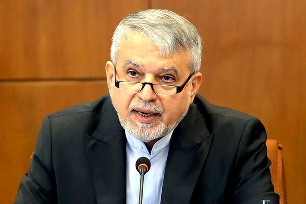 دشمن نمی‌تواند به یک وجب از خاک خلیج فارس تجاوز کند