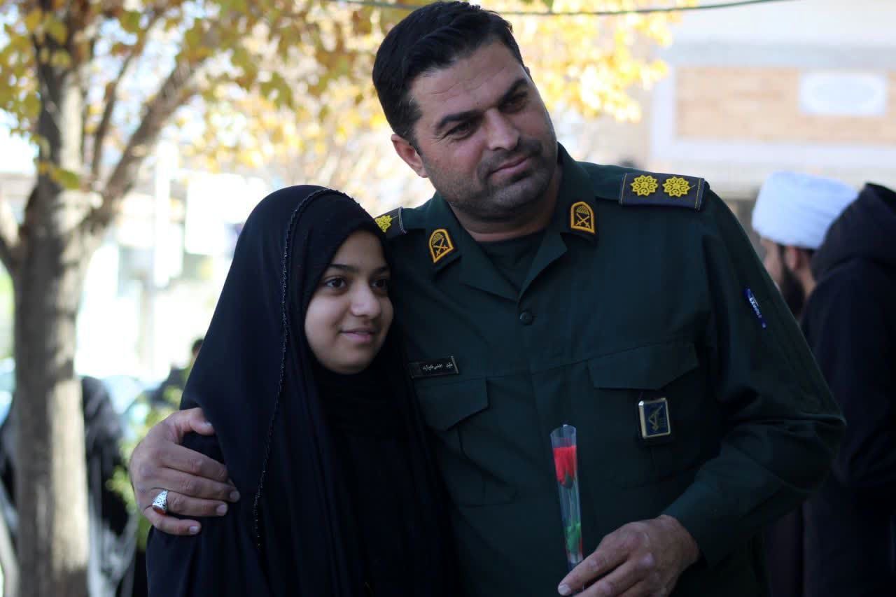 اجرای پویش من‌ و بابام در خاتم 