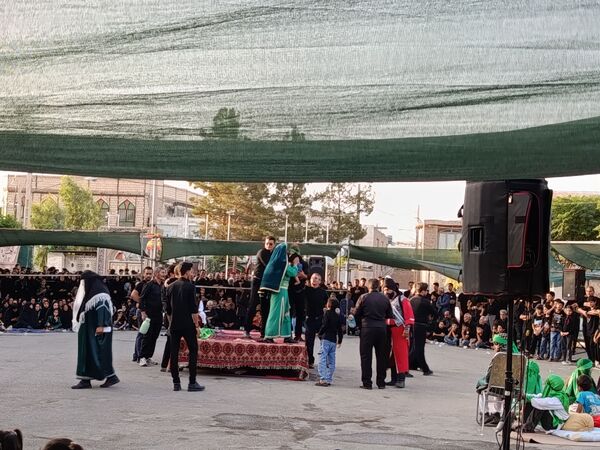تعزیه خوانی روز عاشورا در دهستان رزق‌آباد