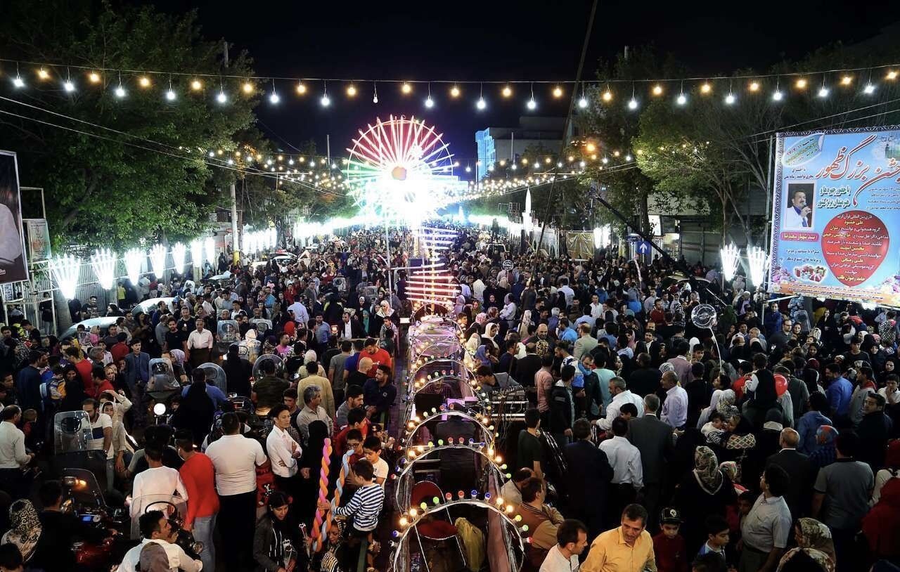 جشن‌ میلاد آخرین منجی(عج) در سراسر کشور برگزار شد