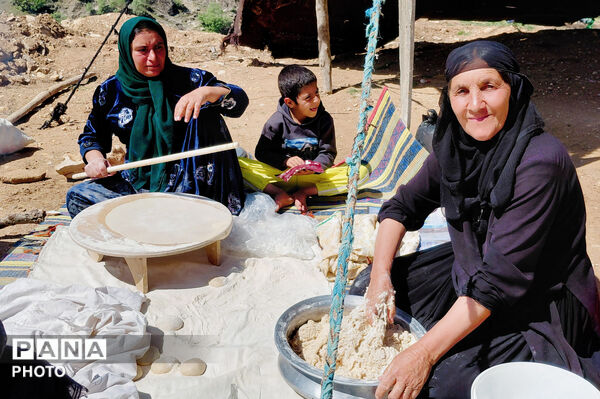 مهمان نوازی مردم انقلابی و غیور روستای پل بریده از مسئولین و رزمندگان