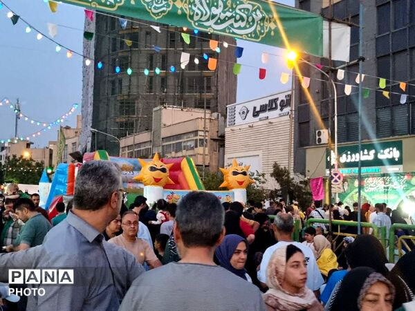 تهران غرق در نور و شادی در «مهمانی ۱۰ کیلومتری»؛ تجلی بیعت پایتخت‌نشینان با ولایت