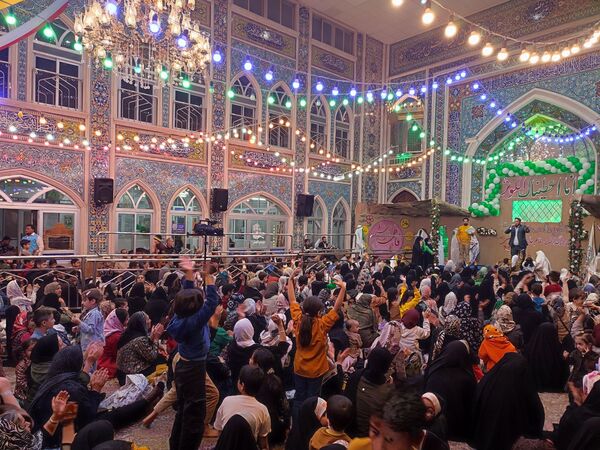 جشن باشکوه ولادت حضرت فاطمه زهرا (س) و روز مادر در نیشابور در تکیه ابوالفضلی