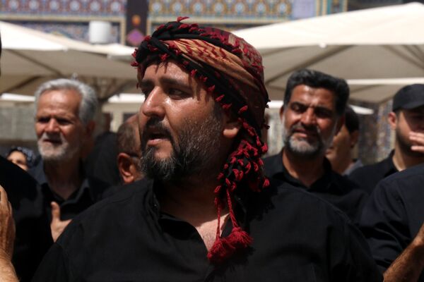 آسمان حرم مطهر رضوی غرق در نوای علمدار نیامد
