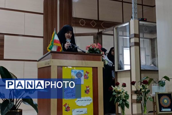 جشن یاوران انقلاب در دبیرستان محبی نیشابور 