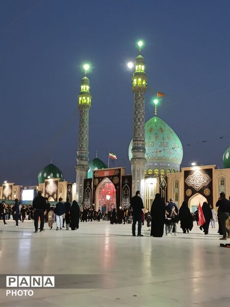 پیاده‌روی اربعینی عاشقان ظهور در بلوار پیامبر اعظم قم