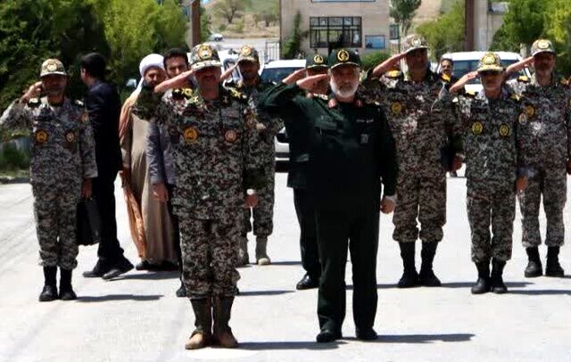 بازدید امیر صباحی‌فرد و سردار حاجی‌زاده از گروه پدافند هوایی خنداب