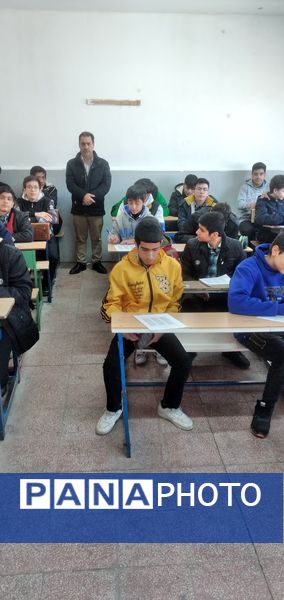 برگزاری آزمون سنجش دستاوردهای یادگیری در مدارس متوسط اول ملارد 