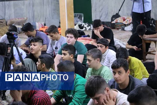 حضور پررنگ دانش‌آموزان شهرستان‌قرچک در اعتکاف دانش‌آموزی