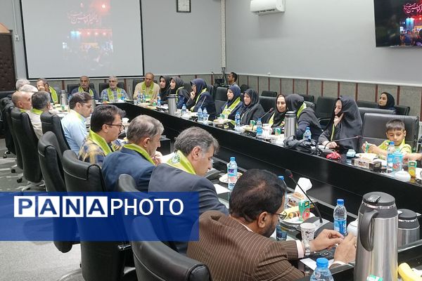 نشست هم‌اندیشی پیشکسوتان سازمان دانش‌آموزی استان کرمانشاه