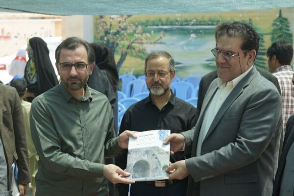 بازدید قائم‌مقام سازمان دانش‌آموزی وزارت از مواکب دانش‌آموزی کرمانشاه در مسیر خدمت‌رسانی اربعین