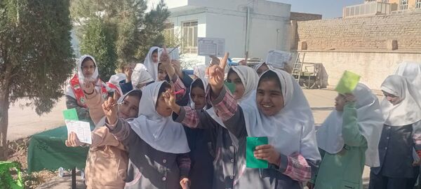 انتخابات شورای دانش‌آموزی در دبستان شهید عامل هوشمند زارچ 