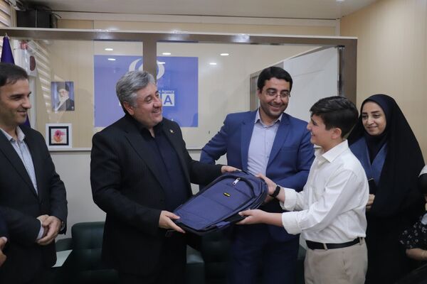 حضور مدیرکل فرهنگ و ارشاد اسلامی آذربایجان شرقی در دفتر خبرگزاری پانا استان به‌مناسبت روز خبرنگار