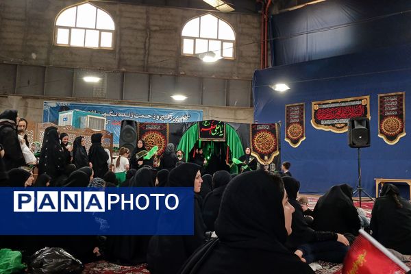 همایش شیرخواران حسینی در مصلی بزرگ امام خمینی(ره) نسیم شهر