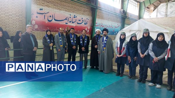 اجرای مانور همایش یاوران انقلاب در منطقه پردیس 