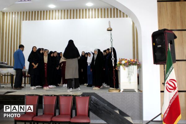 وقتی صدای خبرنگاران پانا به احترام معلمان بلند شد