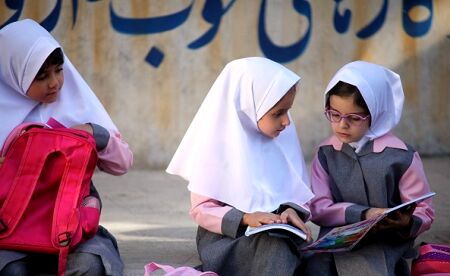 معلمان، موتور انگیزه و خلاقیت دانش‌آموزان را روشن می‌کنند