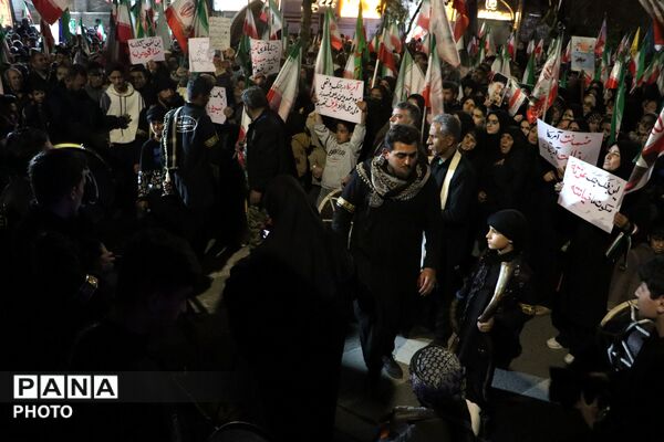 اجتماع مردمی بیعت با رهبر انقلاب در نیشابور 