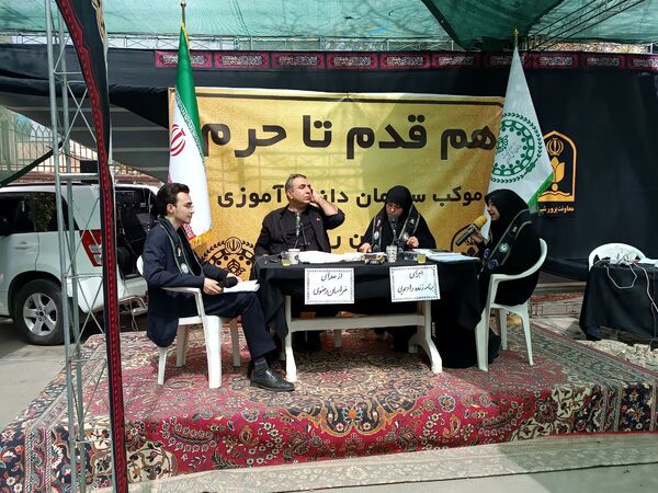 موکب «هم‌قدم تا حرم»؛ میعادگاه خادمان دانش‌آموز
