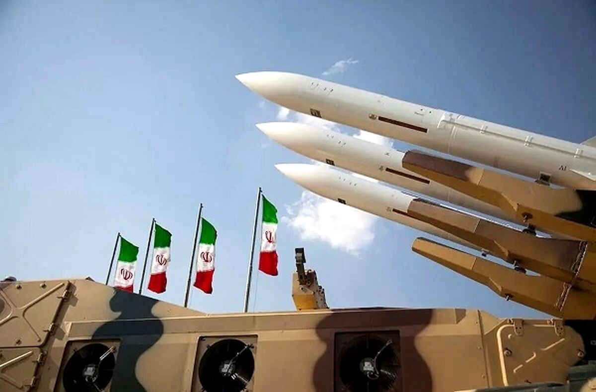 به کشورم افتخار می کنم که با عزت مقابل دشمن می‌ایستد
